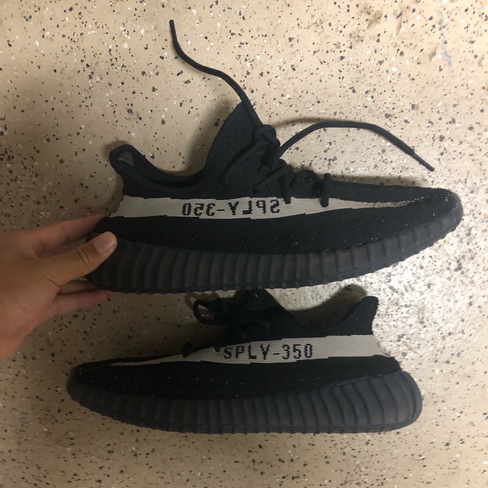 Adidas Yeezy 350 V2 black and white Oreo supreme